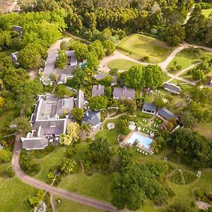 Hunter'S Country House